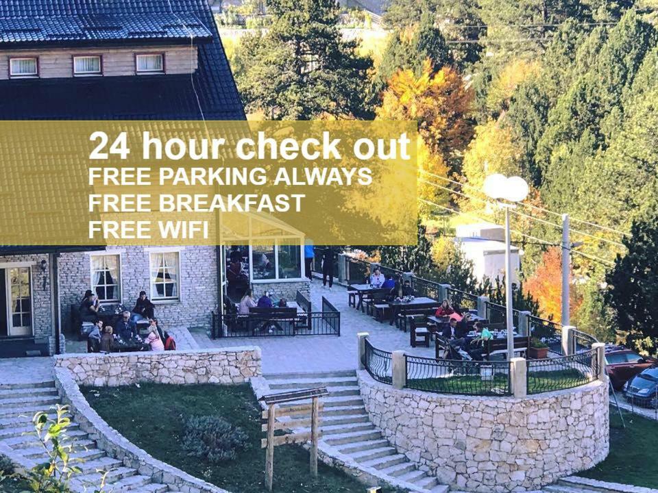 Hotel Snjezna Kuca - Nature Park Of Bosnia Herzegovina Padezina ภายนอก รูปภาพ